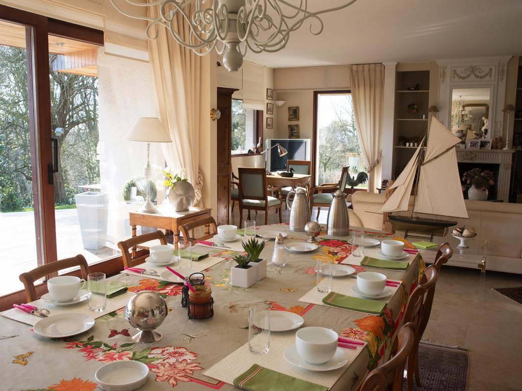 Villa Flore Chambres D'Hotes Олт Екстериор снимка